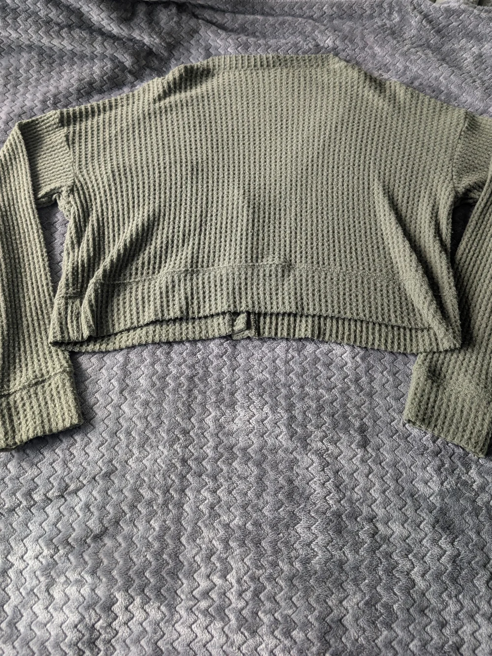 American Eagle Outfitters Olive Green Waffle-Knit Cropped Cardigan
